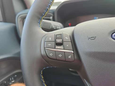 New 2025 Ford Maverick Lobo image 21