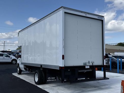 New 2027 Ford E-450 and Econoline 450 Super Duty w/ Power Equipment Group RWD image 5