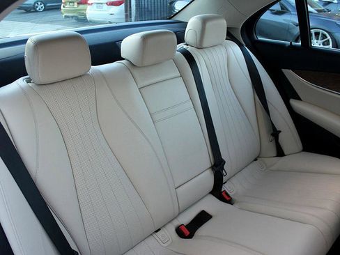 Used 2018 Mercedes-Benz E 300 image 21