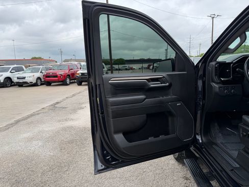 Used 2024 Chevrolet Silverado 1500 LT Trail Boss w/ Convenience Package II AWD/4WD image 21