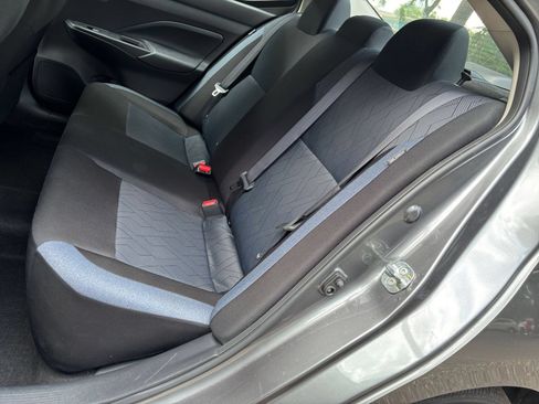 Used 2025 Nissan Versa SV FWD image 37