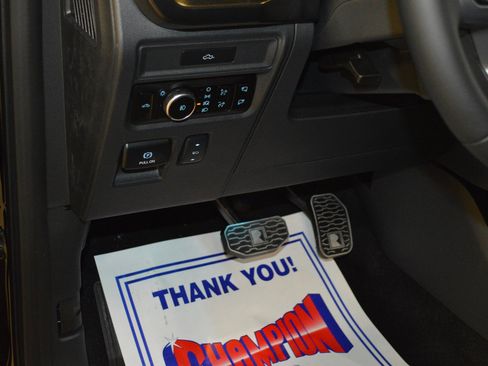 New 2026 Ford F150 Lariat w/ Equipment Group 502A High image 16