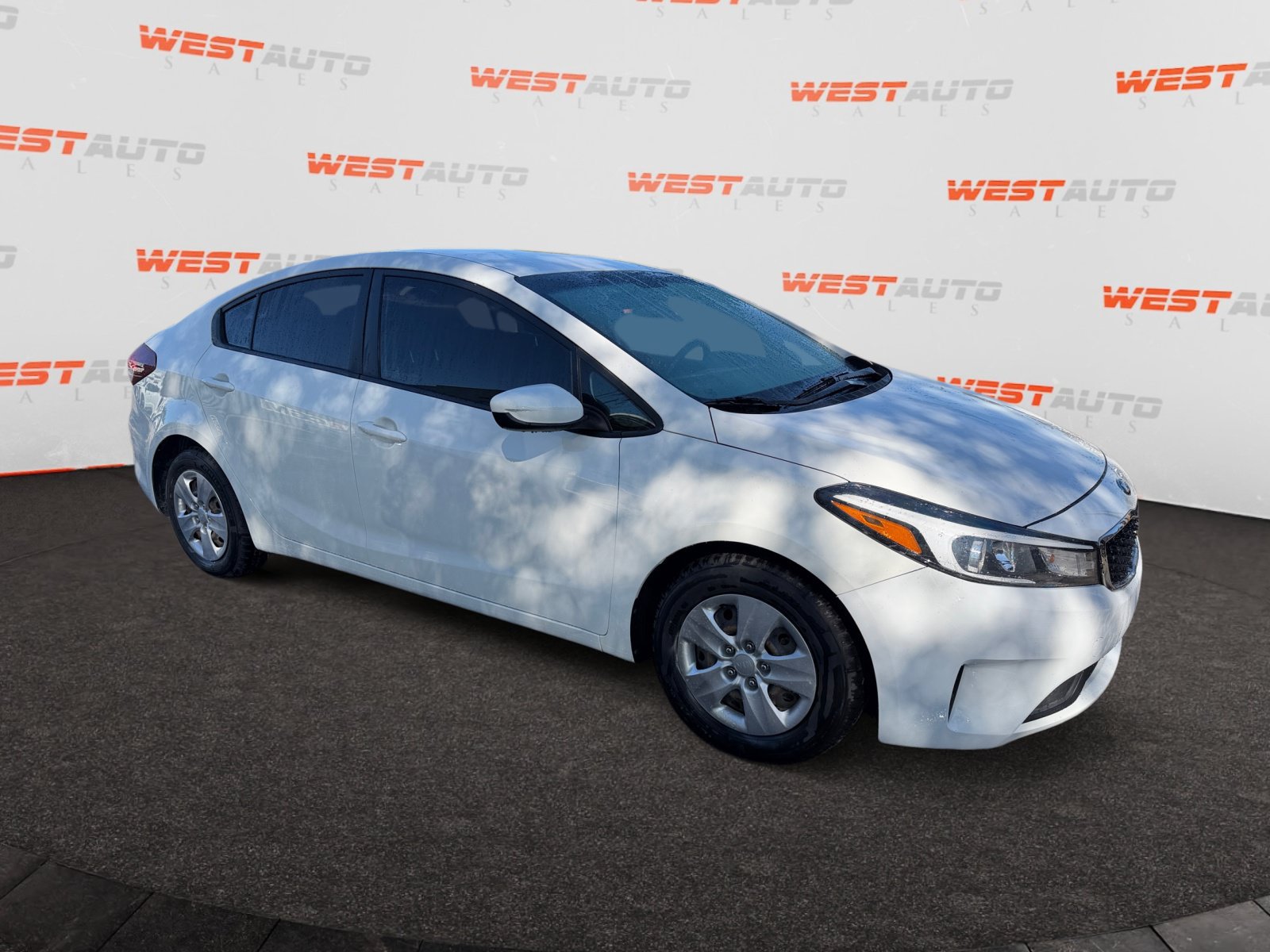 Used 2018 Kia Forte LX FWD image 7
