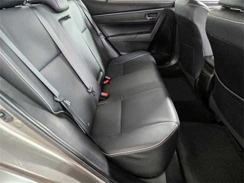 Used 2015 Toyota Corolla LE image 20