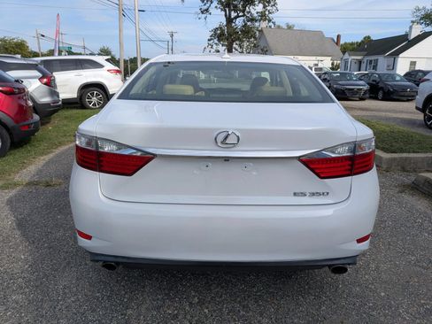 Used 2013 Lexus ES 350 w/ Premium Pkg FWD image 4
