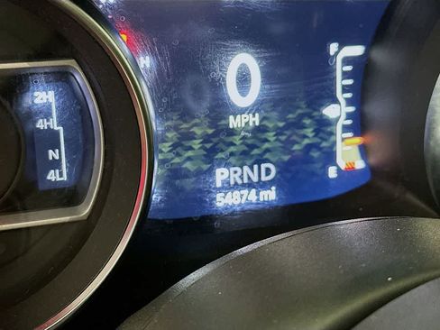 Used 2020 Jeep Wrangler Unlimited Sahara image 20