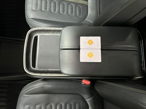 Used 2022 Rivian R1T Launch Edition AWD/4WD image 29