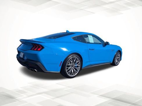 Used 2024 Ford Mustang GT Premium image 4