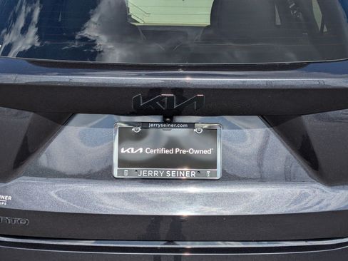 Certified 2025 Kia Sorento SX AWD/4WD image 13