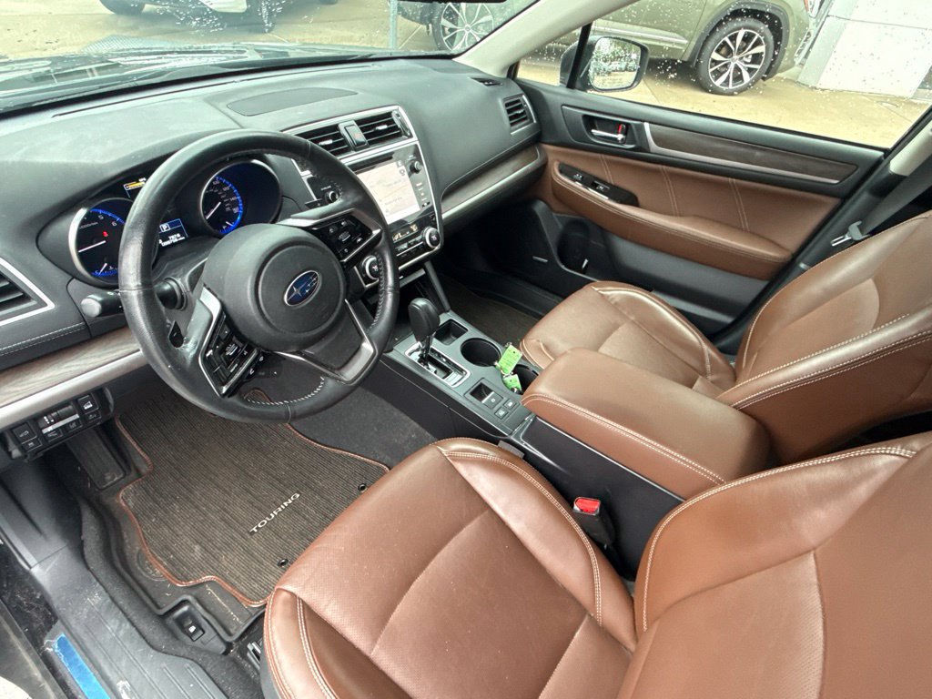 Used 2019 Subaru Outback 3.6R Touring AWD/4WD image 12