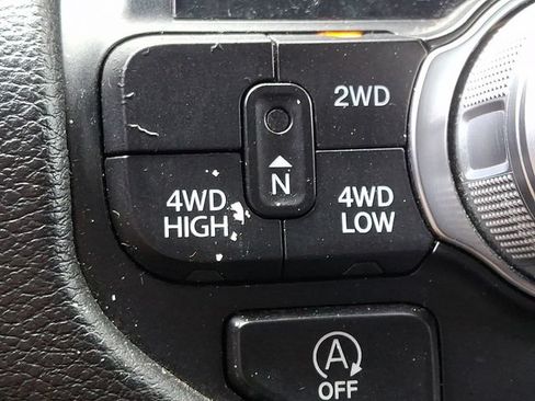 Used 2024 RAM 1500 Laramie AWD/4WD image 24