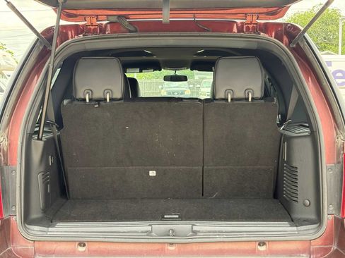 Used 2017 Ford Expedition XLT w/ Equipment Group 202A RWD image 10