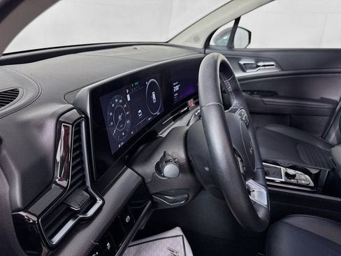 Certified 2023 Kia Sportage SX AWD/4WD image 9