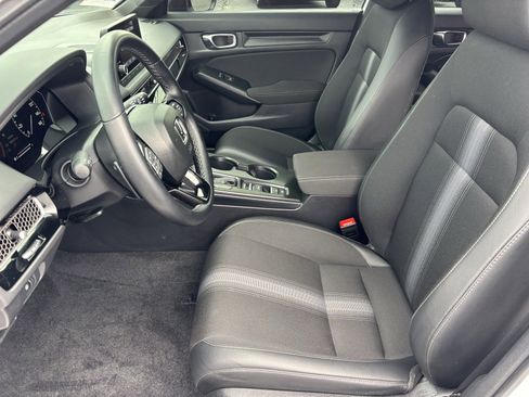 Used 2025 Honda Civic Sport image 17