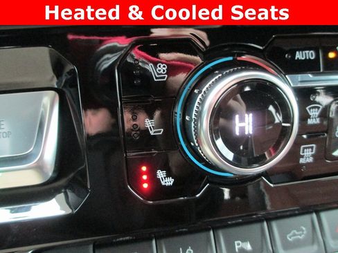 Certified 2024 GMC Sierra 3500 Denali Ultimate image 20