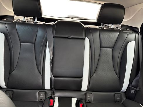 Used 2024 Buick Envision Sport Touring image 14