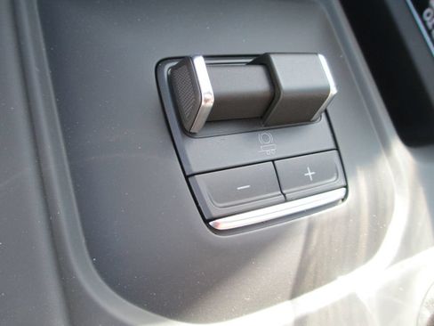 New 2026 GMC Sierra 2500 Denali Ultimate AWD/4WD image 25