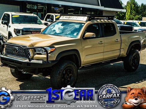 Used 2019 Toyota Tacoma TRD Off-Road AWD/4WD image 1