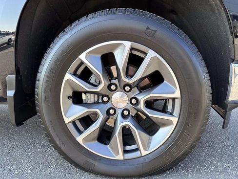 Used 2023 Chevrolet Silverado 1500 LT w/ Protection Package AWD/4WD image 6