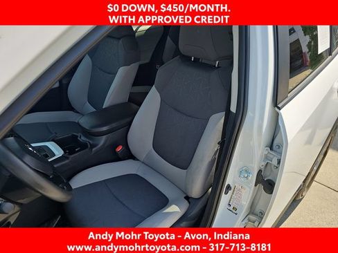 Used 2024 Toyota RAV4 XLE FWD image 10