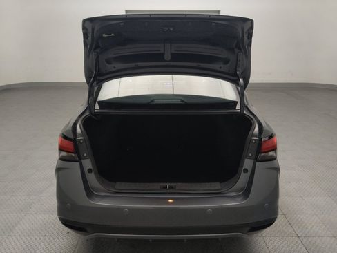 Used 2025 Nissan Versa SV FWD image 29