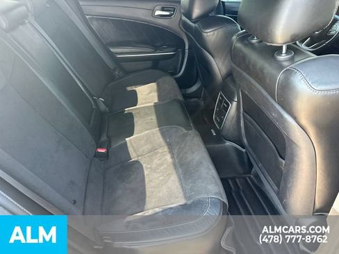 Used 2022 Dodge Charger Scat Pack w/ Dynamics Package RWD image 17
