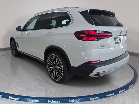 New 2026 BMW X5 xDrive40i w/ Climate Comfort Package AWD/4WD image 7