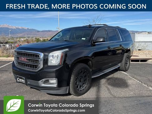 Used 2016 GMC Yukon XL SLT w/ Open Road Package image 3