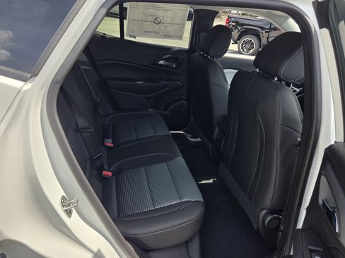 New 2026 Chevrolet Trax LT w/ Driver Confidence Package FWD image 22