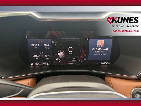 Used 2024 GMC Canyon AT4 w/ AT4 Premium Package AWD/4WD image 14