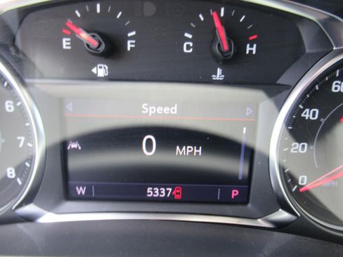 Used 2023 GMC Terrain SLT FWD image 29