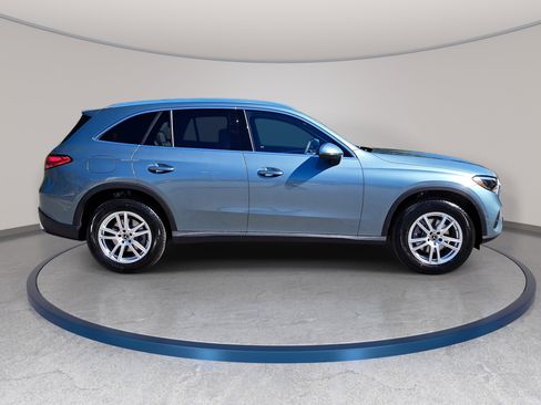 New 2026 Mercedes-Benz GLC 300 image 4