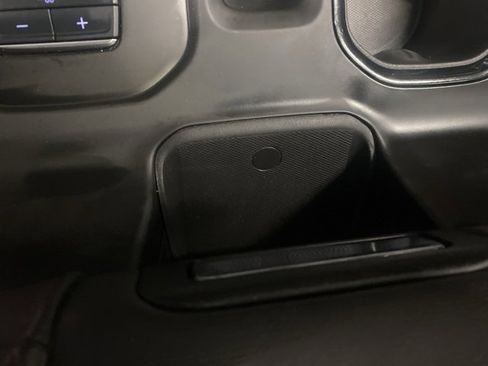 Certified 2023 GMC Sierra 1500 AT4X image 28