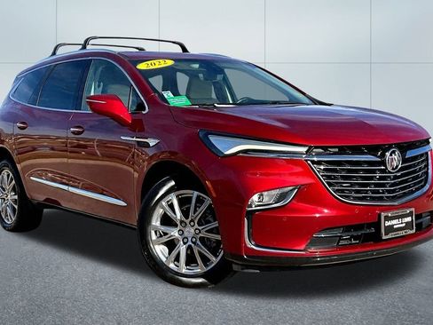 Used 2022 Buick Enclave Premium w/ Experience Buick Package image 38