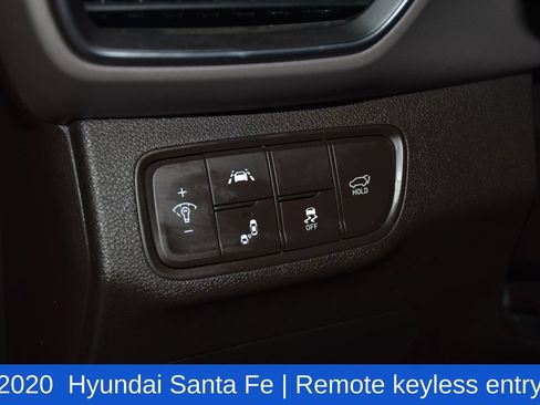 Used 2020 Hyundai Santa Fe SEL w/ Convenience Package FWD image 9