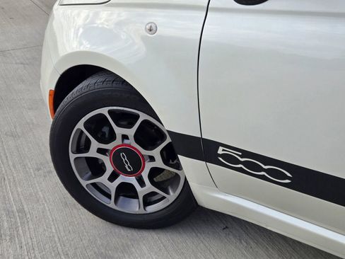 Used 2017 FIAT 500 Pop image 31