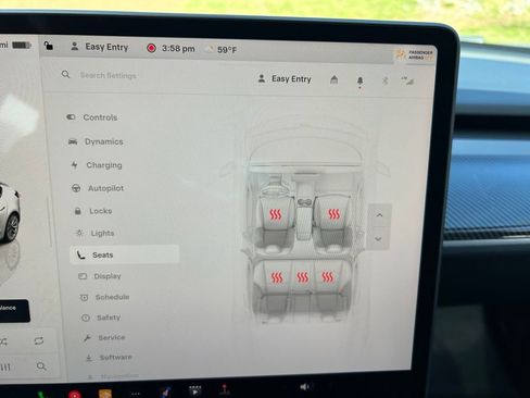 Used 2023 Tesla Model 3 Standard Range image 26