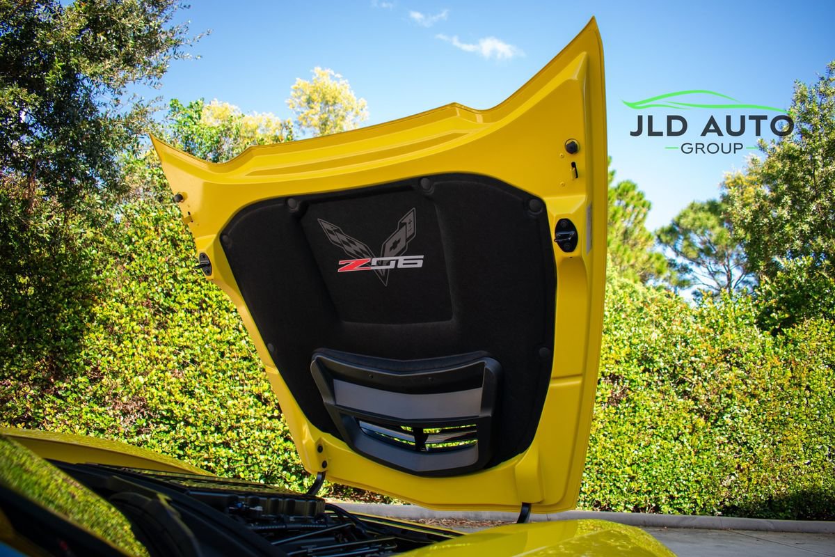 Used 2018 Chevrolet Corvette Z06 RWD image 47