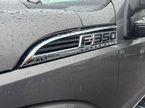 Used 2011 Ford F350 XLT w/ XLT Premium Pkg image 12