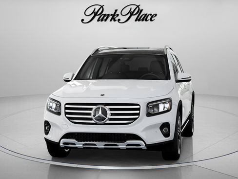 Used 2026 Mercedes-Benz GLB 250 image 37