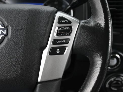 Used 2024 Nissan Titan SV w/ SV Convenience Package AWD/4WD image 19