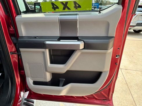 Used 2018 Ford F150 XLT w/ Equipment Group 302A Luxury AWD/4WD image 15