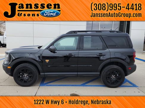 Used 2025 Ford Bronco Sport Badlands image 1