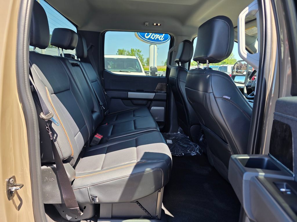 New 2026 Ford F350 Lariat w/ Chrome Package AWD/4WD image 24