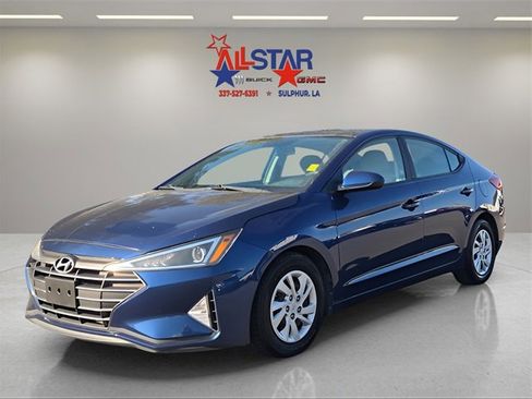 Used 2019 Hyundai Elantra SE image 3