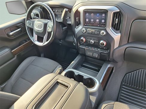 Used 2020 GMC Sierra 1500 Elevation w/ Elevation Value Package image 29
