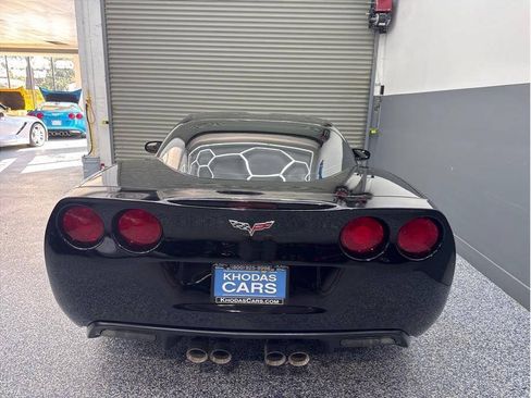 Used 2013 Chevrolet Corvette Coupe w/ 3LT Preferred Equipment Group RWD image 4