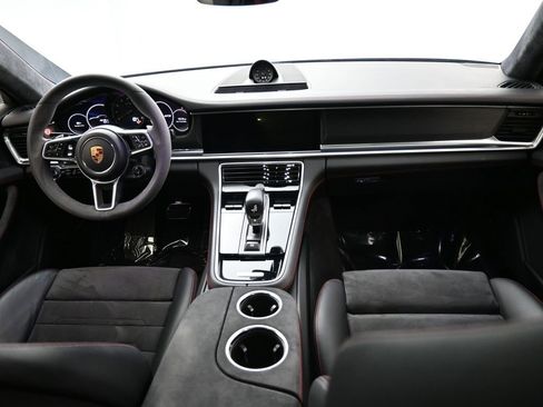 Used 2020 Porsche Panamera GTS image 12