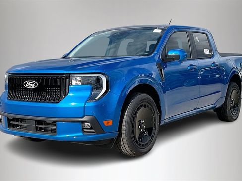 New 2025 Ford Maverick Lobo image 2