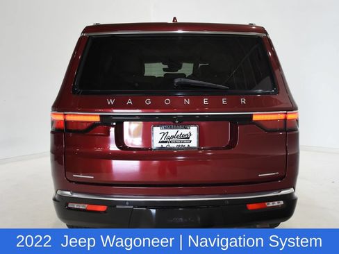 Used 2022 Jeep Wagoneer Series III w/ Premium Group I AWD/4WD image 5